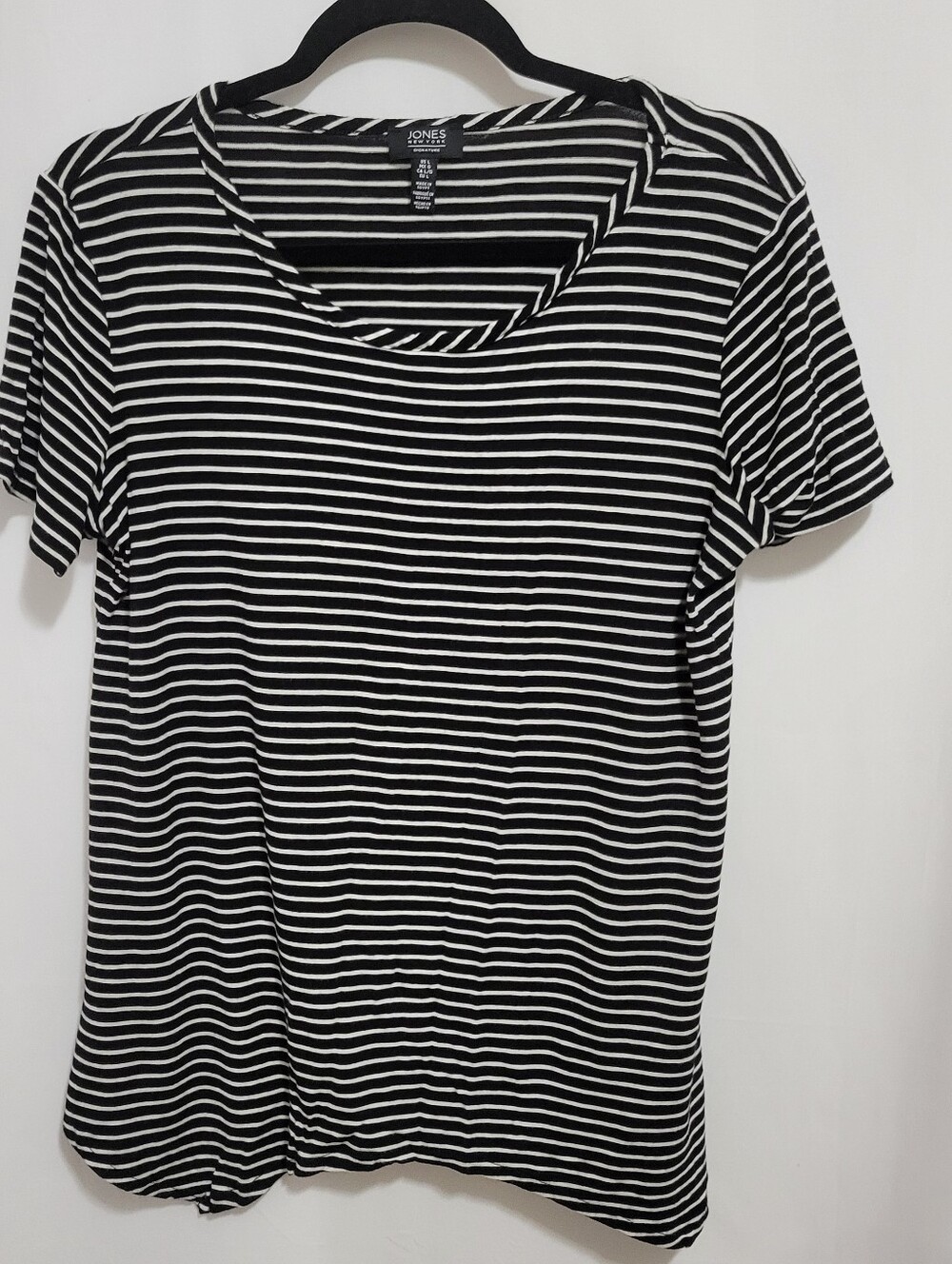 Jones New York Black and White Striped Short Sleeve Top, Size L